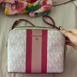 Michael kors pink purse